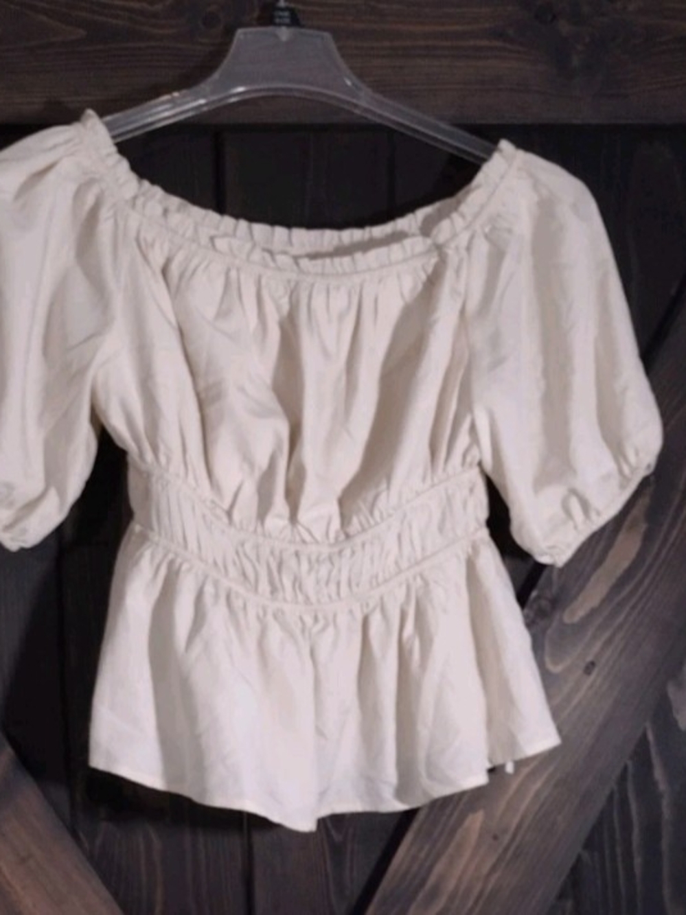 Off-Shoulder Cream Peplum Top Sz Small Peasant